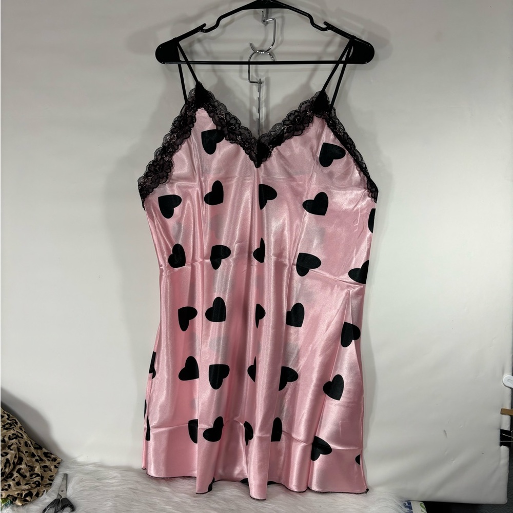 Pink Satin Chemise Nighty with Black Hearts and Black Lace XL NIP